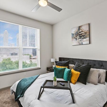 Luxury Apartment With King Bed And Pool And Free Parking 4 Houston Exterior photo