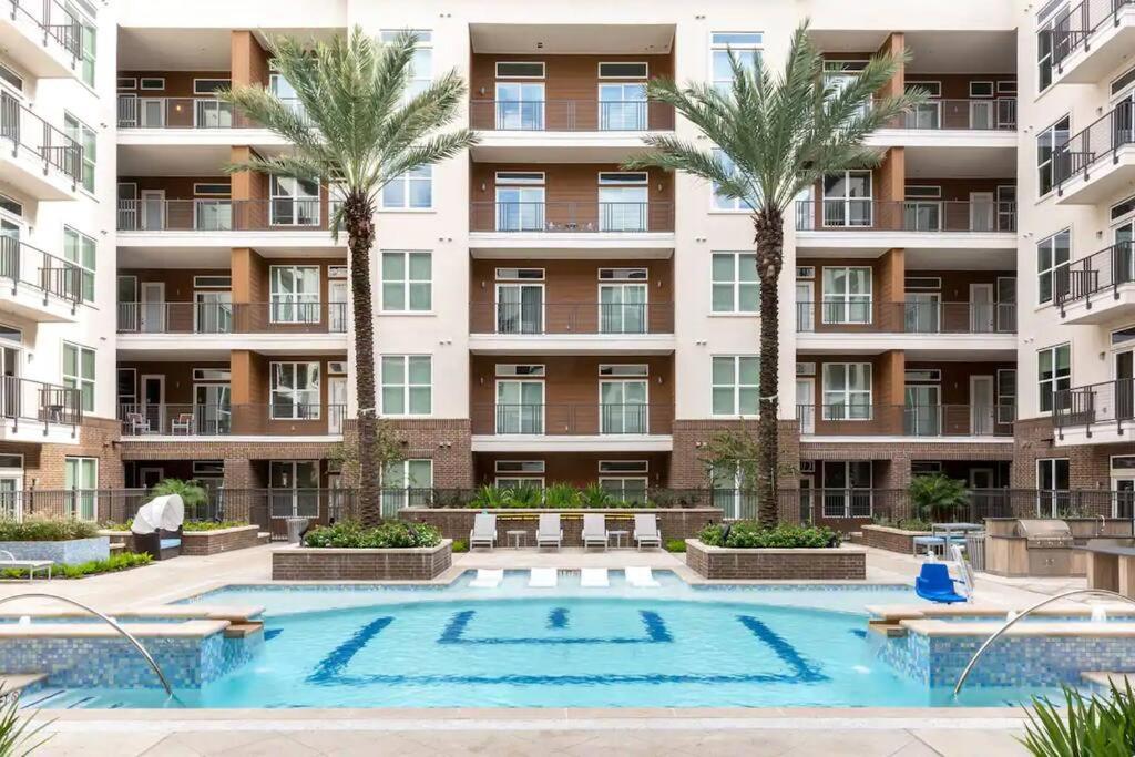 Luxury Apartment With King Bed And Pool And Free Parking 4 Houston Exterior photo